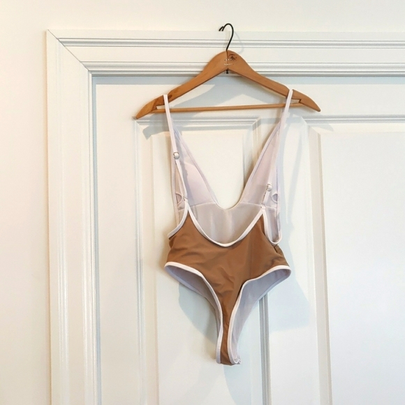 Instagram famous one piece swimsuit Size s - Picture 4 of 4